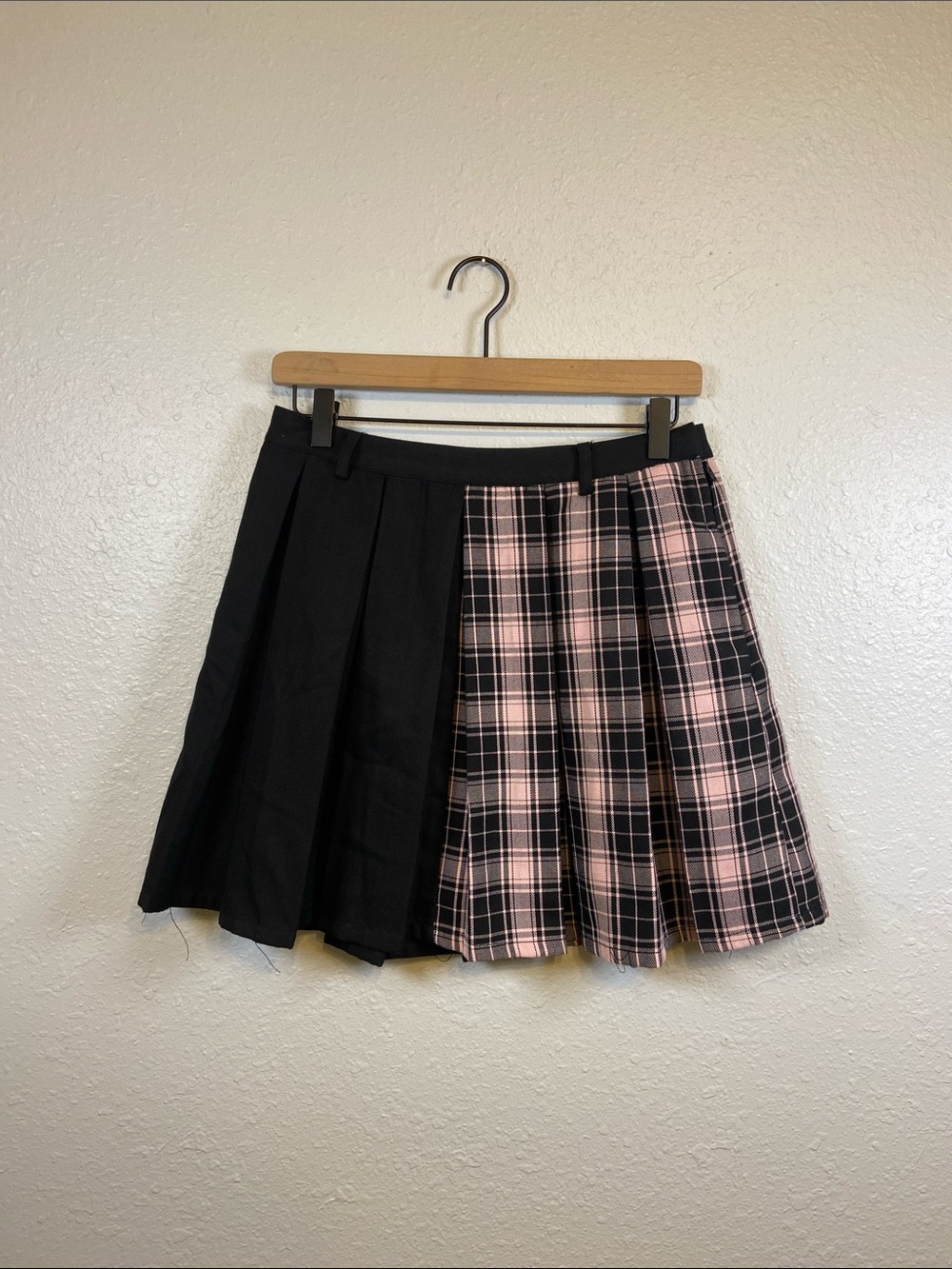 Hot Topic Goth Emo Alt Pink & Black Plaid Mini Tennis Uniform Skirt Size Medium
